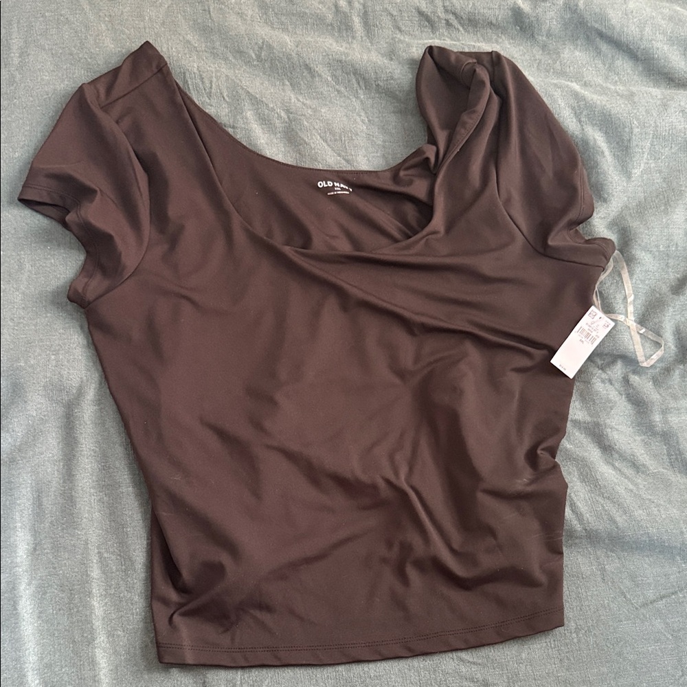 Old Navy Women's Short Sleeve Scoop Neck Top in Black